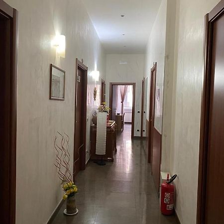 Tagliaferri Lucia Hotel Рим Екстериор снимка