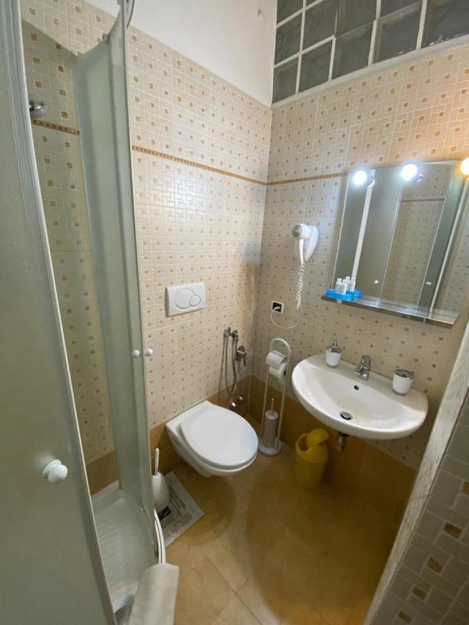 Tagliaferri Lucia Hotel Рим Екстериор снимка