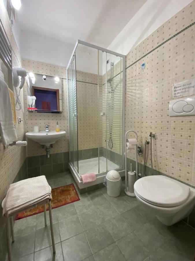 Tagliaferri Lucia Hotel Рим Екстериор снимка