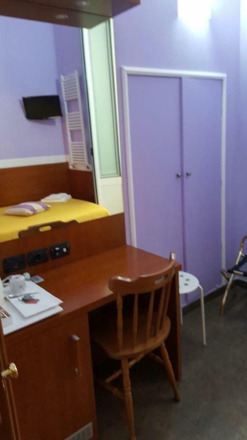 Tagliaferri Lucia Hotel Рим Екстериор снимка