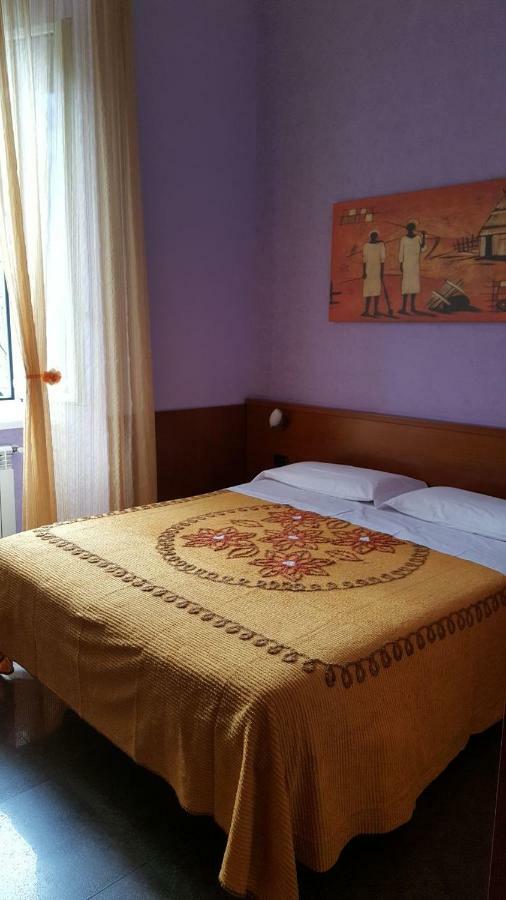 Tagliaferri Lucia Hotel Рим Екстериор снимка