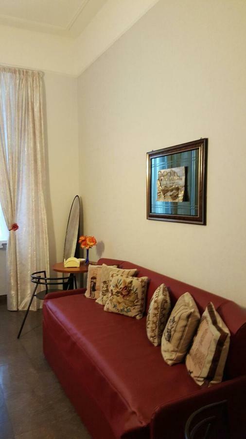 Tagliaferri Lucia Hotel Рим Екстериор снимка