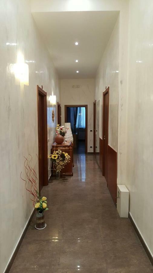 Tagliaferri Lucia Hotel Рим Екстериор снимка
